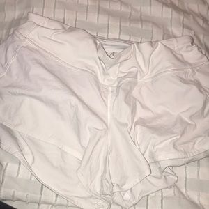 White lululemon shorts